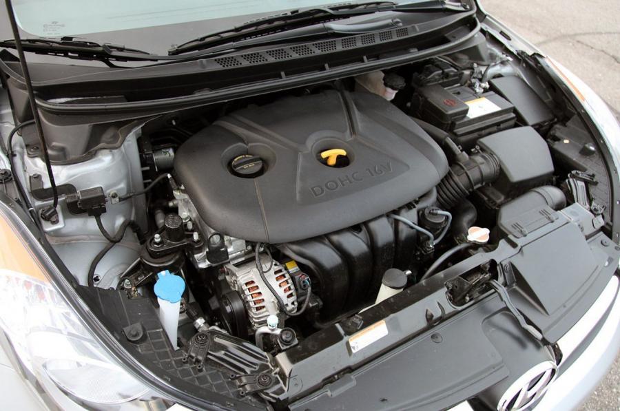  Hyundai Elantra Limited 2011 года  (фото 34 из 45)